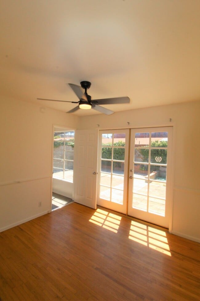 Building Photo - 2352 Pierpont Blvd