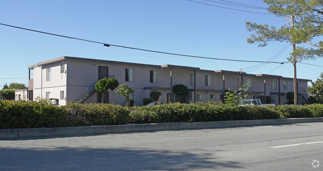 Primary Photo - 35457 Newark Blvd