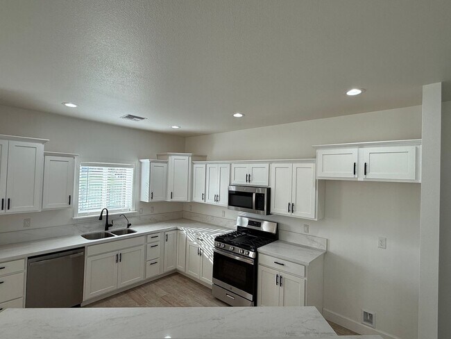 Building Photo - Brand New Construction Home