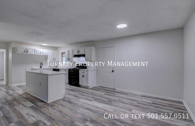 Building Photo - 76 S Meadowcliff Dr