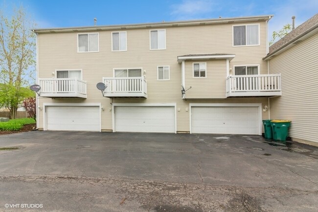 Building Photo - 3521 Silver Leaf Dr