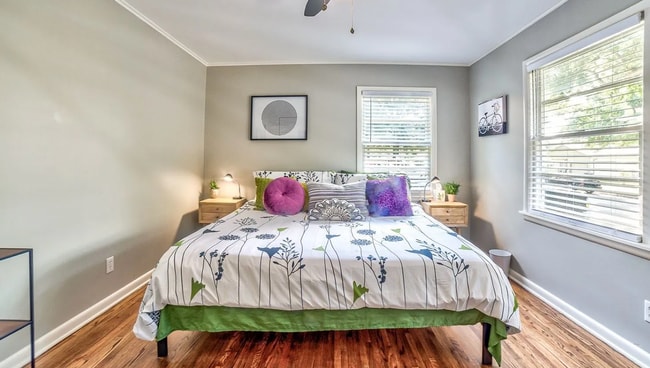 Building Photo - Beautifully Renovated Rose District Home