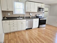 Building Photo - 51 Carrell Rd