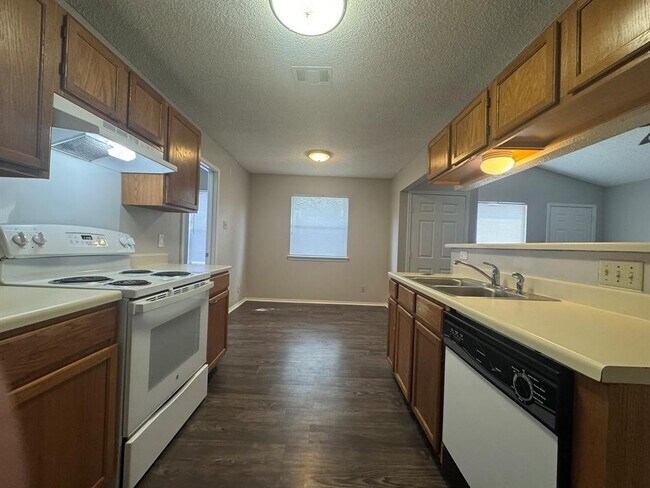Building Photo - 522 Cutty Trail