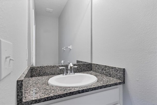 Building Photo - 8657 Palmer Park Cir