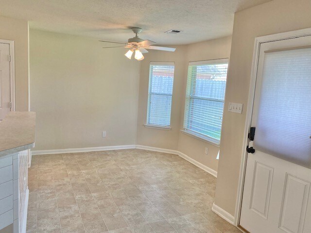 Building Photo - 3514 Silouette Cove