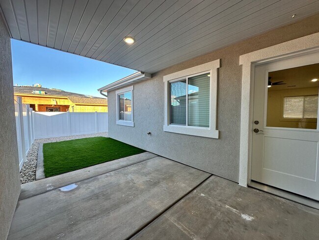 Building Photo - Coming Soon! Brand New Construction - 3 bedroom- 2 bath 4 Plex