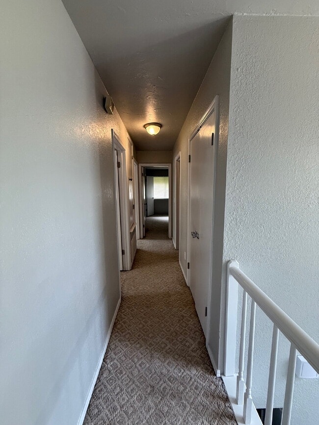 Building Photo - Spacious 4-Bedroom Yukon Home Full of Char...