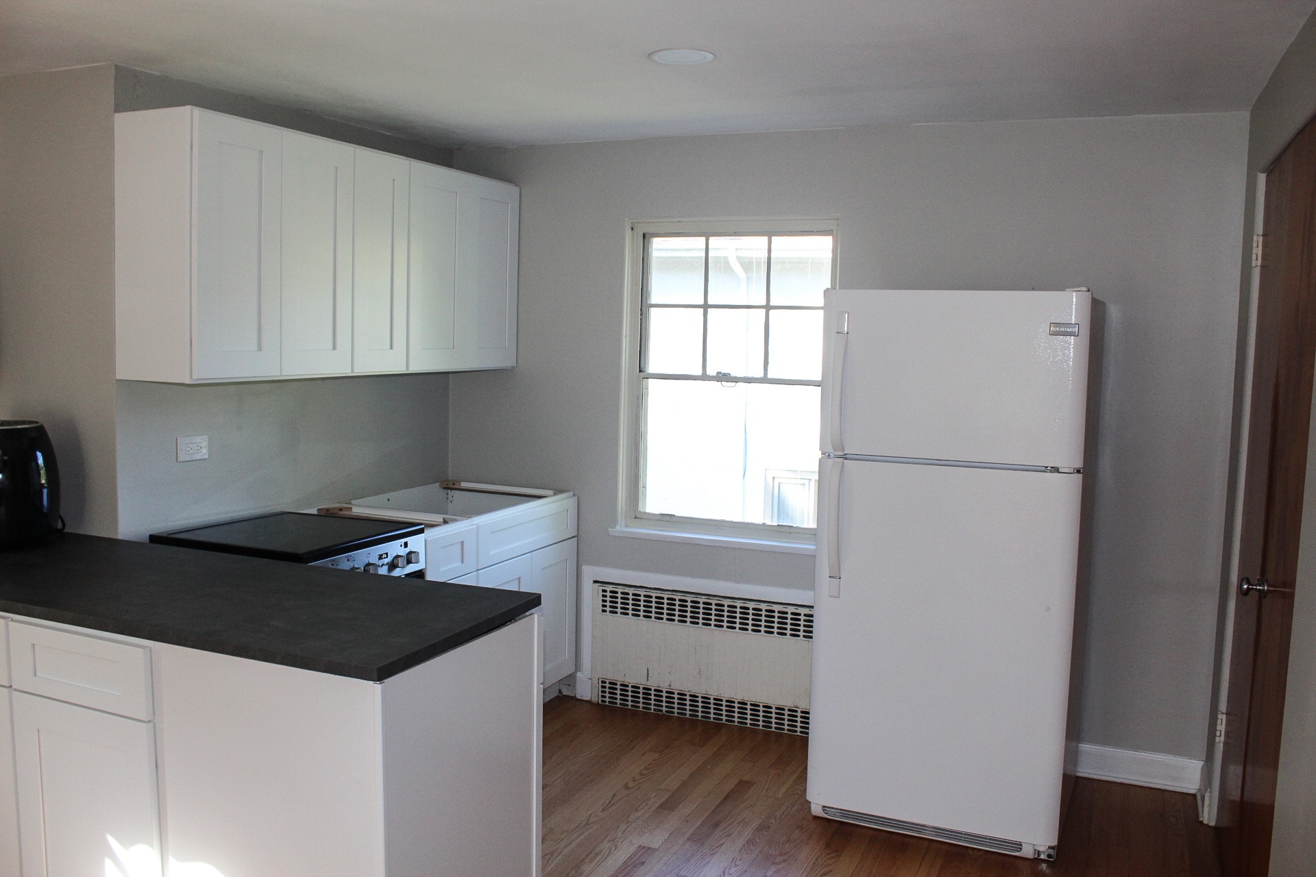 Kitchen counter - 30 Michigan Ave