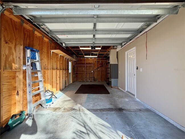 Building Photo - 225 70th St N