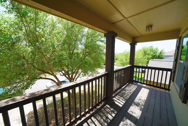 Building Photo - Great 4 Bedroom Home Now Available in Cibo...