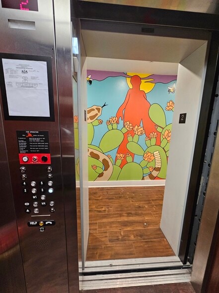 Building Photo - 1169 Hope St