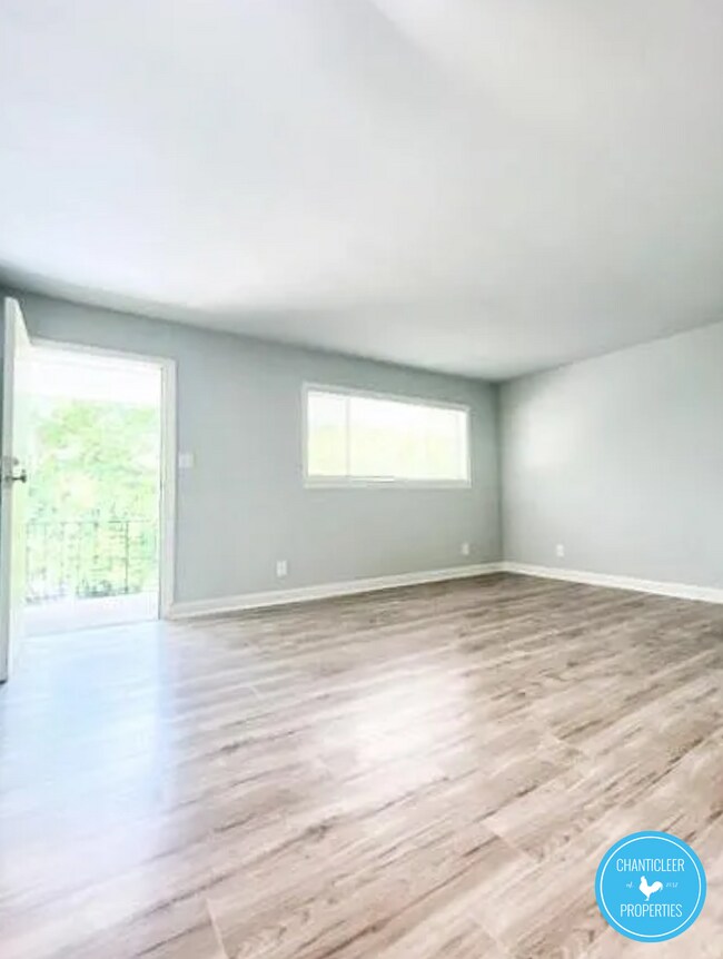 Building Photo - 1111 W Academy St