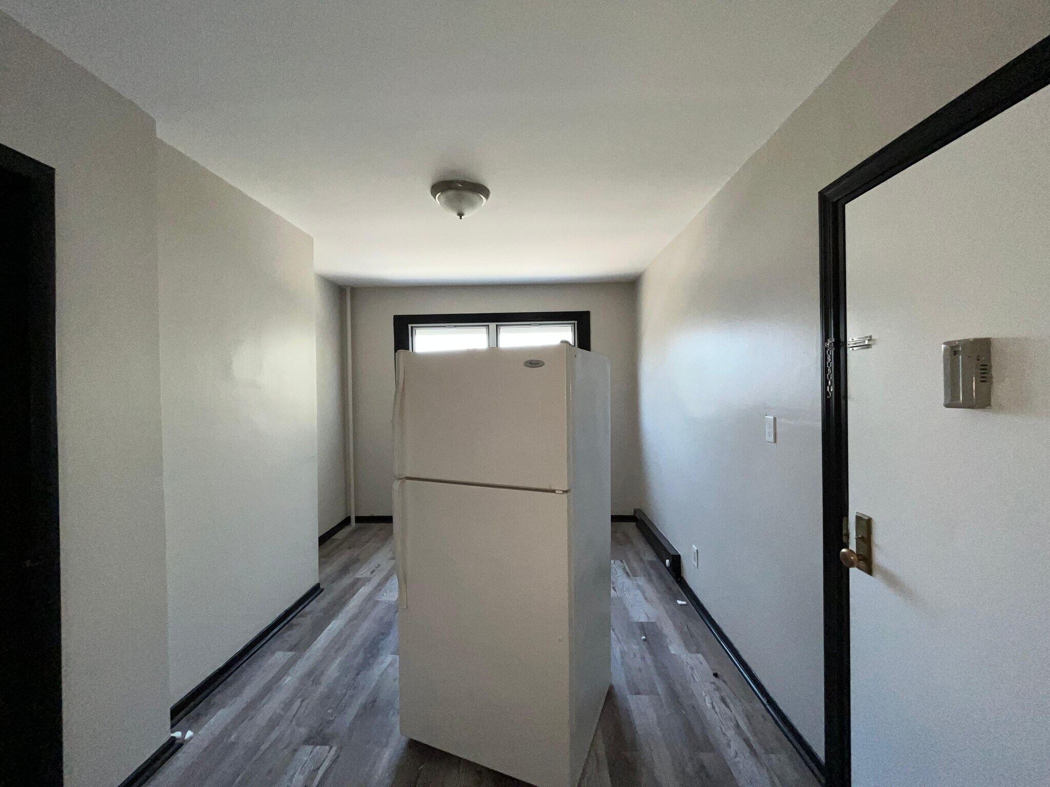 Building Photo - 218 Fairmount Ave