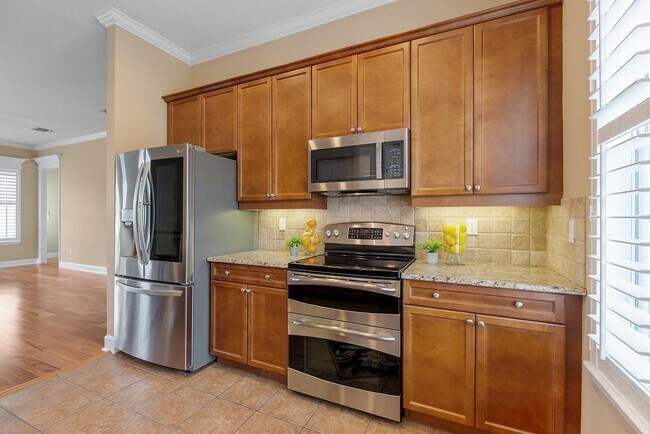Building Photo - 4244 Grove Park Dr