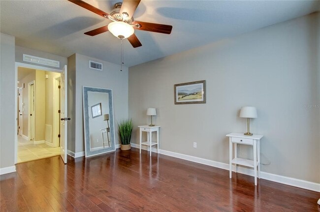 Building Photo - 2123 W Spruce St