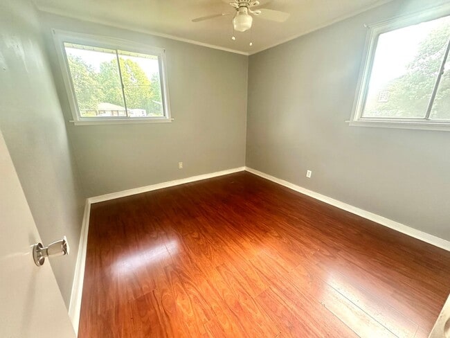 Building Photo - 3/2 For Rent in Montgomery!
