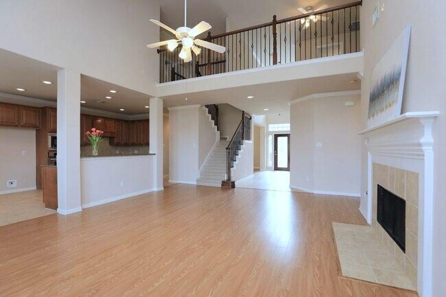 Building Photo - 26215 Park Ivy Ln