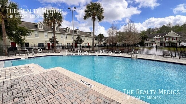 Building Photo - 10278 Regent Park Dr