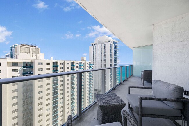 Building Photo - 4111 S Ocean Dr