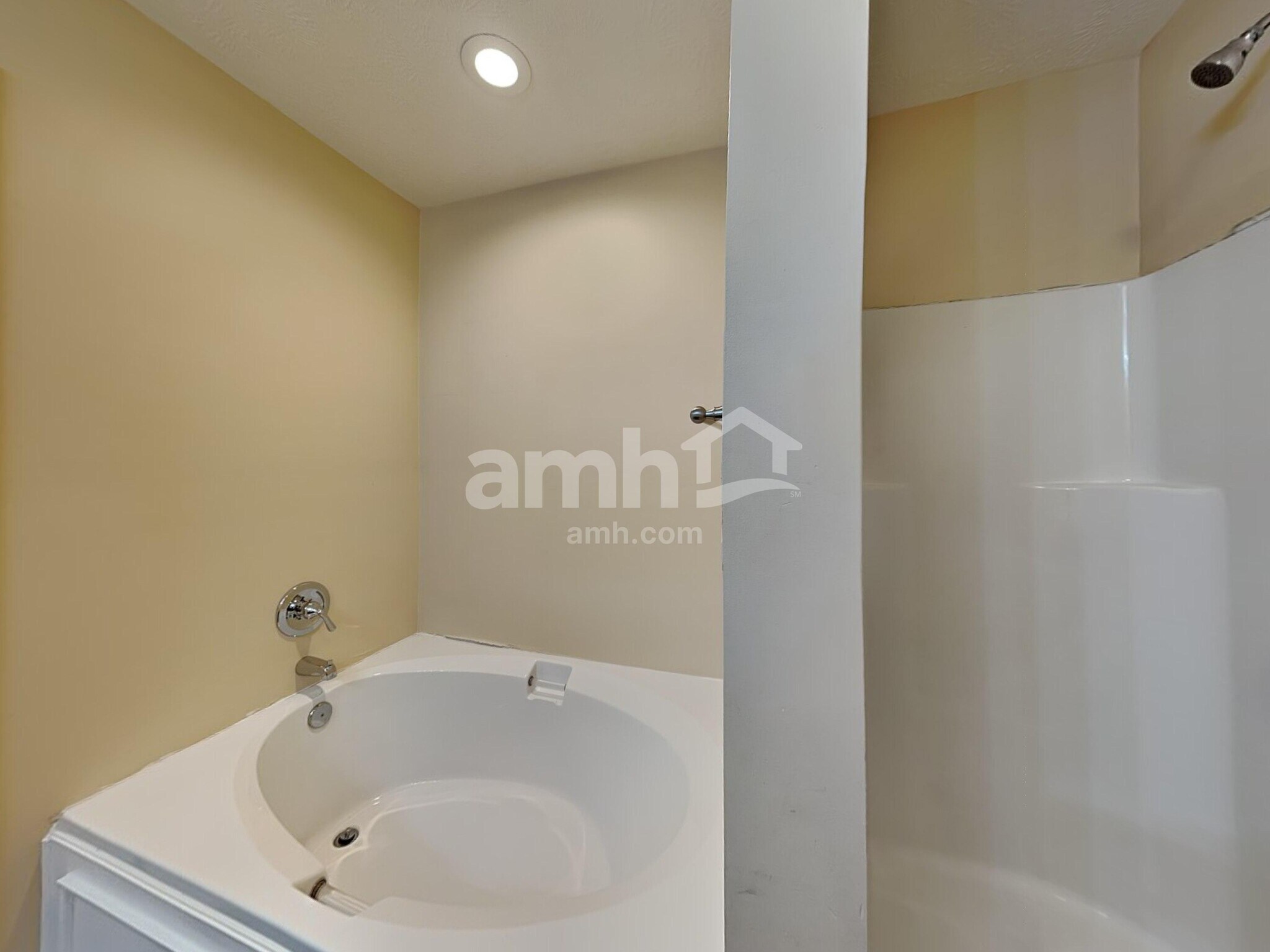 Building Photo - 3625 Bentfield Dr