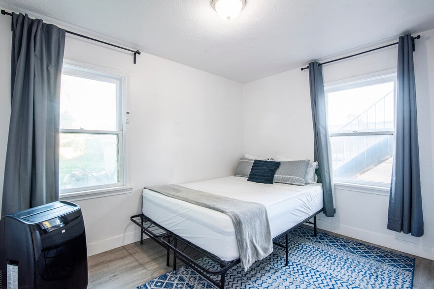 Bedroom #1 - 1895 S 200 E