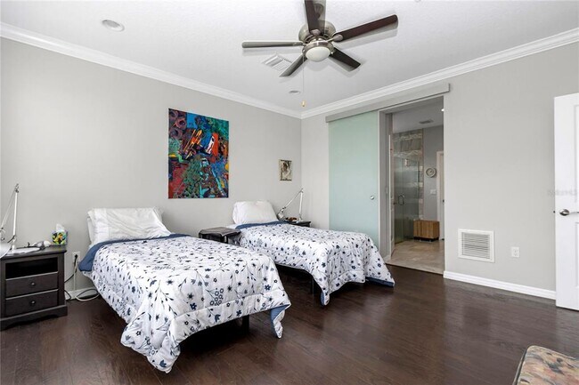 Building Photo - 5423 NW 35th Ln Rd