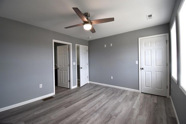 Building Photo - 822 Puzzle Pl