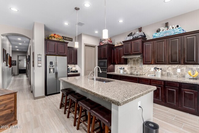 Building Photo - 20176 E Nighthawk Way