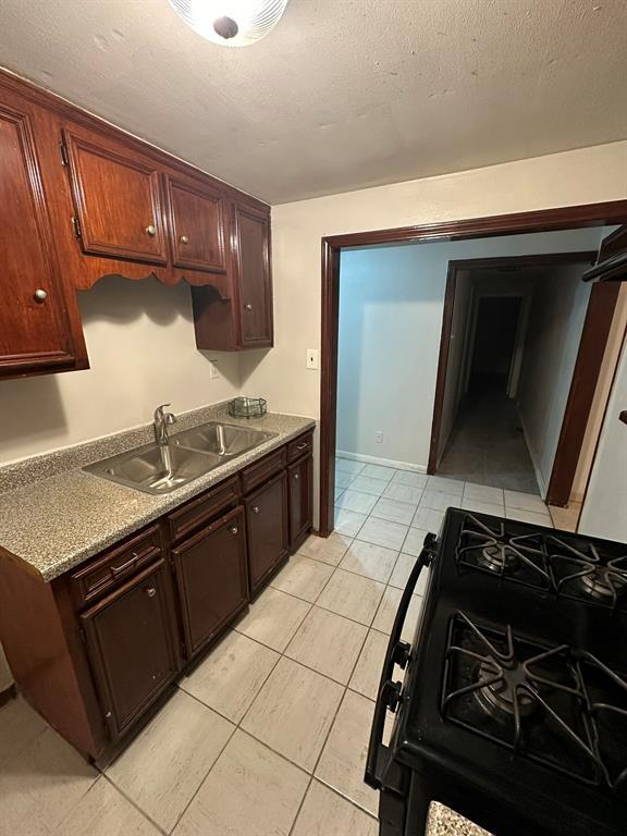 Building Photo - 32 Farrell St