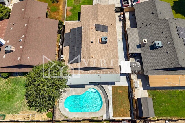 Building Photo - 4304 Milo Ave