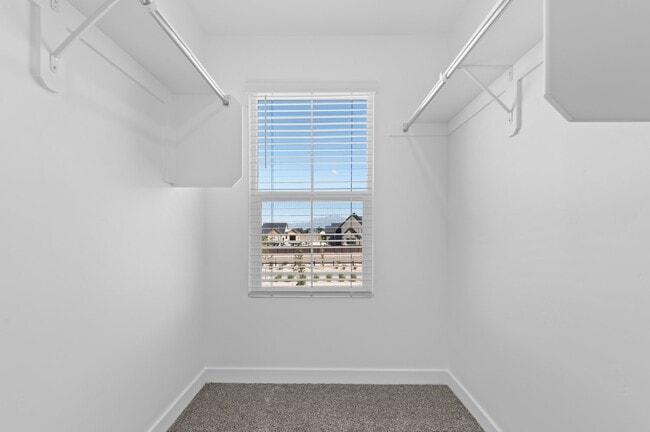 Building Photo - 1523 E 720 N