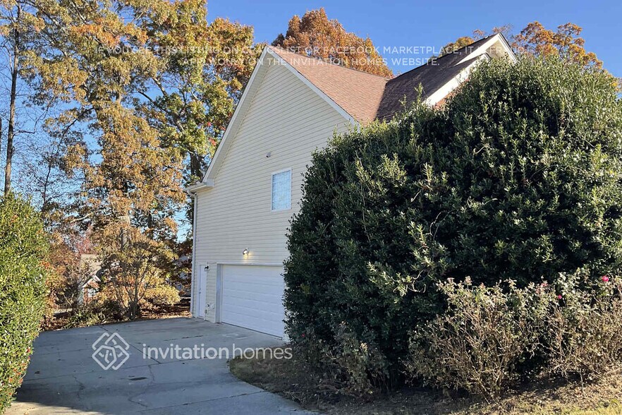 Building Photo - 4502 Keenly Valley Dr NE