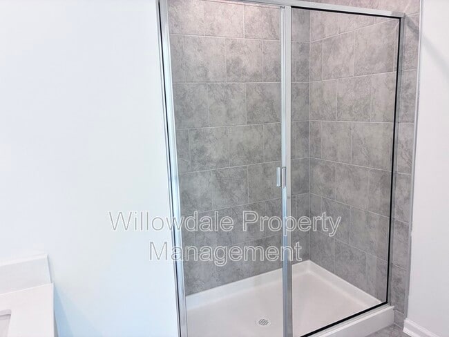 Building Photo - 2300 Oakwood Mdws Ct