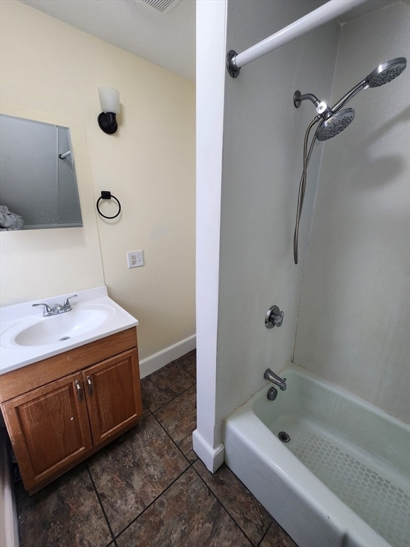 Building Photo - 14 Everett St