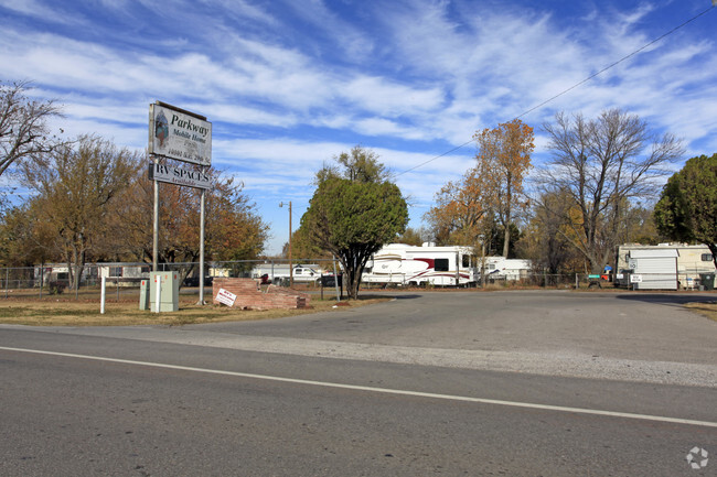 Building Photo - Parkway Mobile Home Park