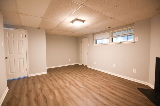 Building Photo - Charming Updated Home in Millersville!