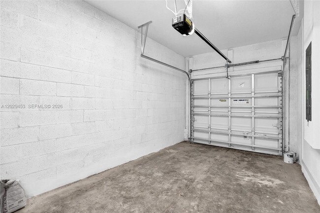 Building Photo - 3766 Harborside Ave
