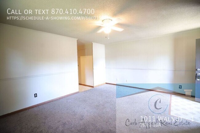 Building Photo - 1011 Walnut-1
