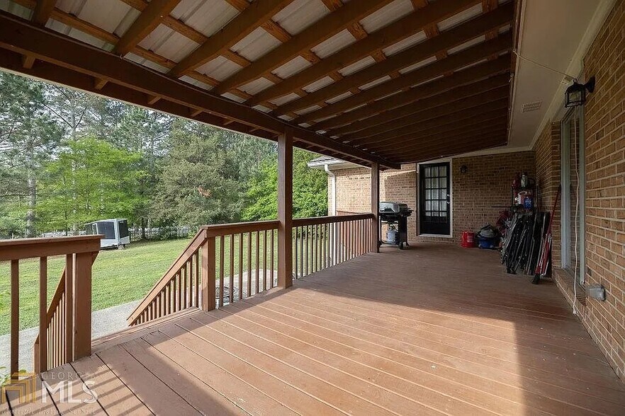 Building Photo - 295 Vincent Dr