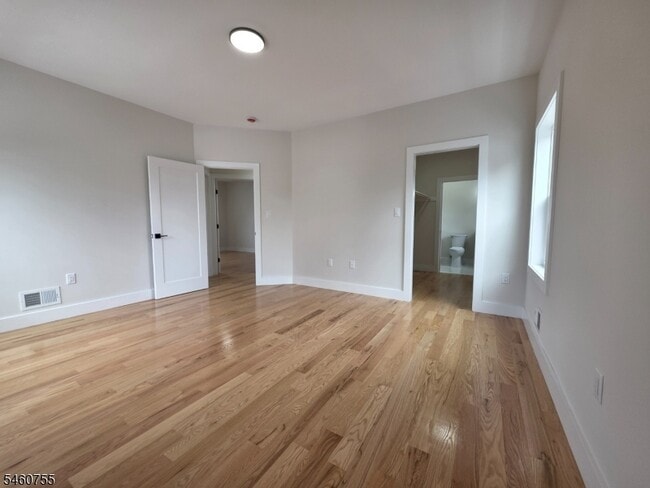 Building Photo - 747 Rahway Ave