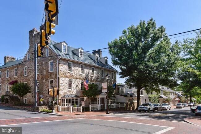 Building Photo - 800 Blue Ridge Ave