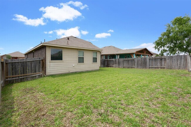 Building Photo - 5126 Chester Springs Ln
