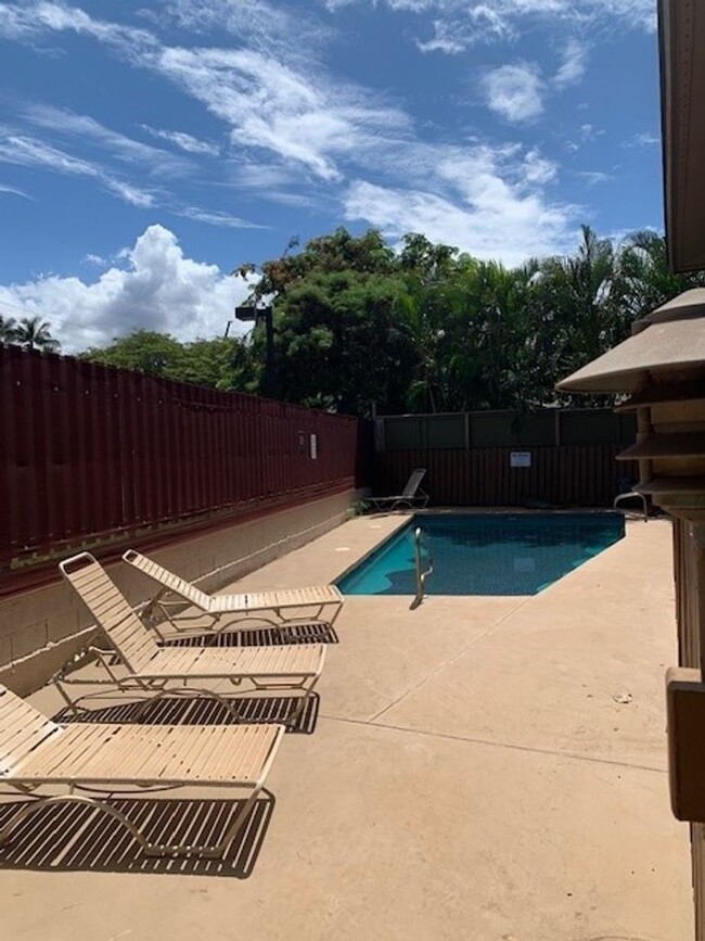 Building Photo - Kihei Cove 2 bedroom 2 bath with Pool acro...