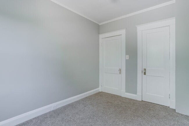 Building Photo - 3209 Moravia Rd