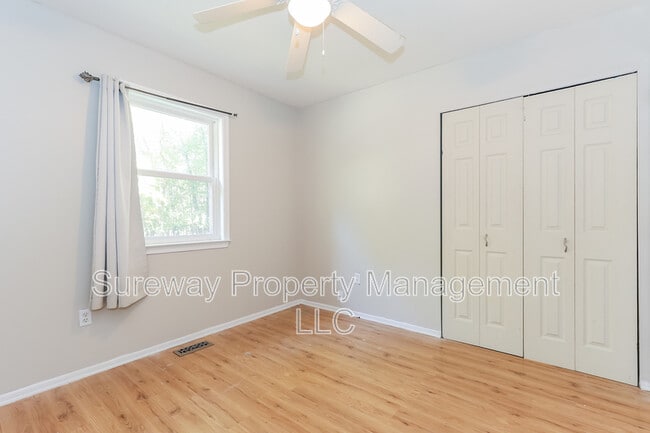 Building Photo - 1002 Belleview Blvd