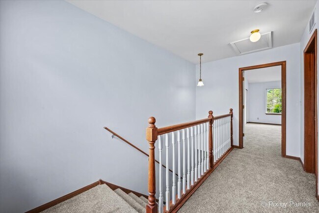 Building Photo - 1462 Division Ct