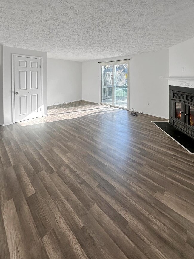 Building Photo - 563 Melissa Ct