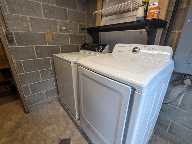 Building Photo - Garage Apt in Redwater School District