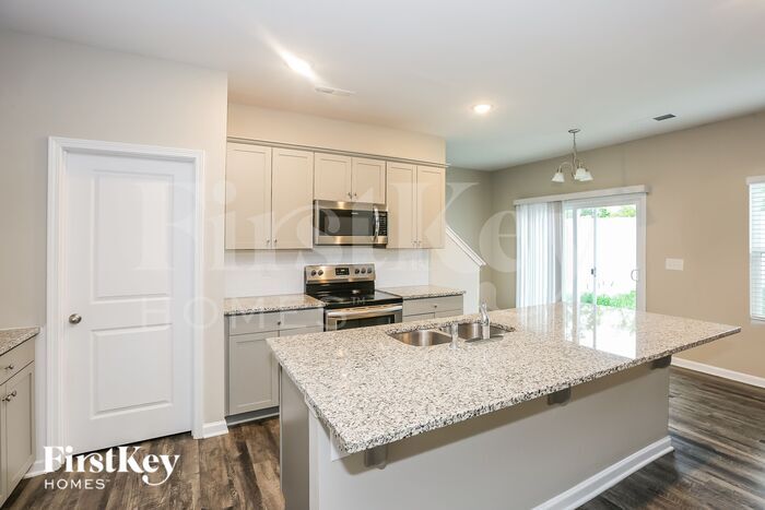 Building Photo - 10721 Rivergate Dr NW